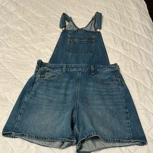 Levi original new overall shorts